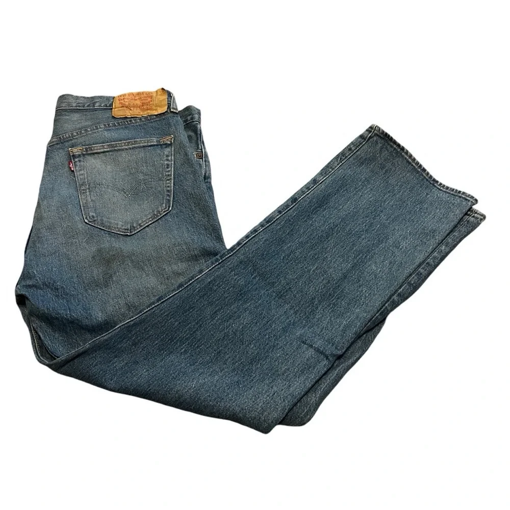 LEVI 501 Straight Leg Medium Wash Blue Denim Button Fly Jeans| 26x30